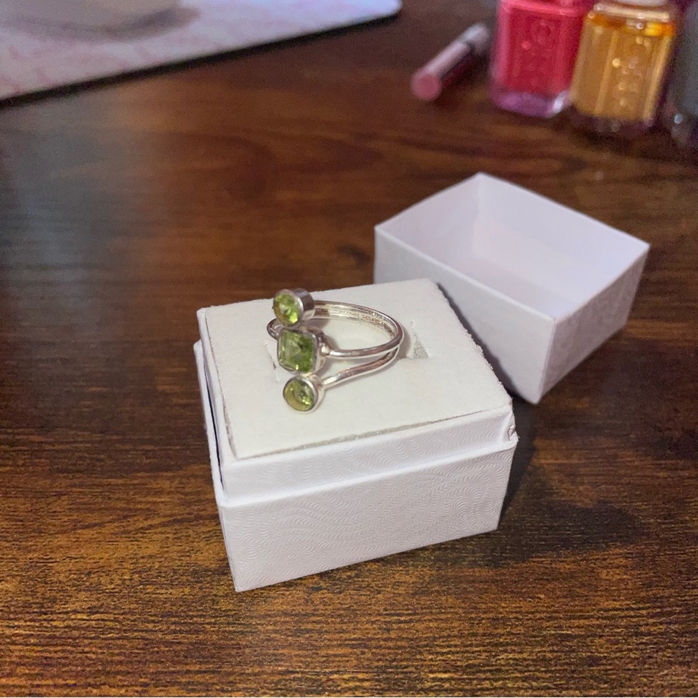 green ring